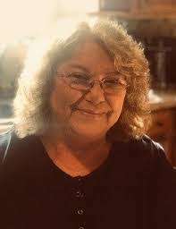 Rebecca Dowell's Instagram, Twitter & Facebook