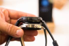 Samsung Gear S3 classic und Gear S3 ...