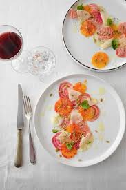 Simple Comme Le Carpaccio De Betterave Chioggia Orange Sanguine Et Chou Rave De Mana Recettes De Regime Mediterraneen Recettes De Cuisine Carpaccio De Betterave