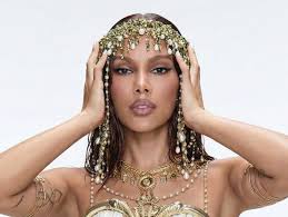 Pabllo Vittar está em outdoors nos EUA e no Canadá com publicidade do  Spotify |