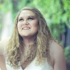 Elizabeth Halverson (misslizzie03)