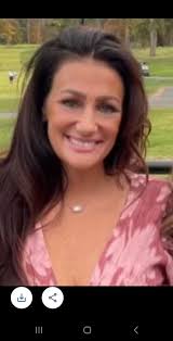 Studio 325 would like to welcome our newest stylist, Melissa Fout🩷  Congratulations