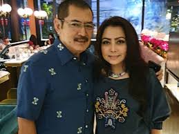 Ideal para familiaseste establecimiento tiene servicios ideales para familias. Kisah Cinta Bambang Trihatmodjo Dengan Halimah Dan Mayangsari