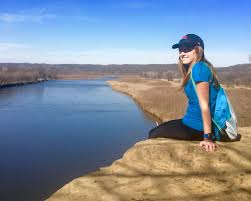 On The Lost Lake Trail At Ledges State Park There Are Lots Of Great Overlooks Of The Des Moines River Ledgesstatepark Iowa Hiking State Parks Park Ledges