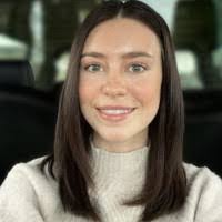 Kristen Ryan's Instagram, Twitter & Facebook