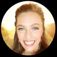 Rose Metcalf's Instagram, Twitter & Facebook