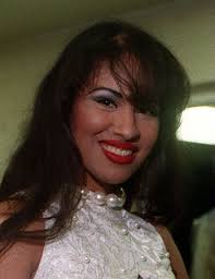 28 reasons Selena makes our hearts go "bidi bidi bom bom"