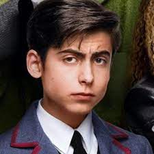 It sounds like aidan gallagher has really enjoyed playing number five on this popular netflix show. Aidan Gallagher From Umbrella Academy 00 05 Would Make An Awesome Hjpev Hpmor