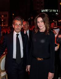 My new album is out !!! Carla Bruni Partage Une Tendre Photo De Sa Fille Giulia En Vacances Elle