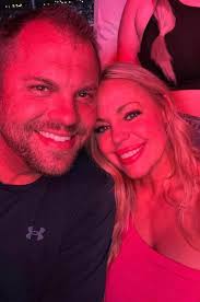 Can someone take the girl out of the background?