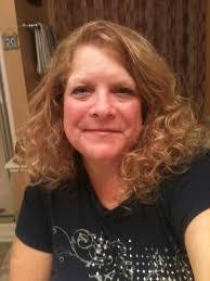 Ruth Eesley's Instagram, Twitter & Facebook