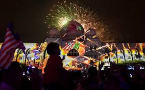 Malaysians Welcome New Year With Fireworks Shows Poem Recitals Free Malaysia Today