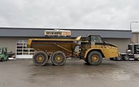 Caterpillar 735 Off-Highway Truck