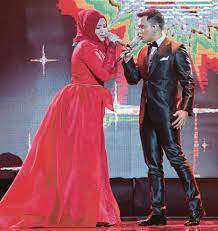 Masukkan nama lagu ke kotak pencarian untuk cari lagu yang anda inginkan. Ajl31 Berprestij Glamor Matang Kreatif Harian Metro
