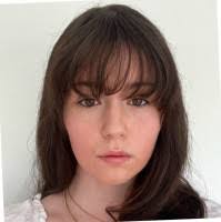 Beth Ruddy's Instagram, Twitter & Facebook