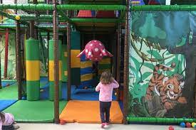 Das ist einfach ein großartiges einkaufserlebnis, und zwar für die ganze familie. Pflanzen Kolle Indoorspielplatz Cafe Unterhaching Kimapa