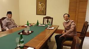 Tak lupa menteri pendidikan dan kebudayaan republik indonesia, nadiem anwar makarim, memberikan teks. Hari Guru Nasional 2020 Nadiem Makarim Janji Perjuangkan Nasib Guru Honorer Nasional Tempo Co