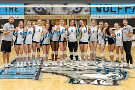 This is a special team to us here at EH! We want to wish these girls the  best of luck as they leave out this morning to head up state as they