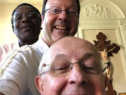 Gibson, Jean, Pierre, Bernard, Moïse et Séverin… Des nouvelles de nos  pasteurs, au cœur de l'été !