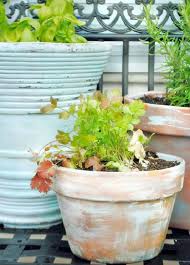 How's your garden area looking at this time of the year? 50 Diy Pot Painting Ideas For The Garden Balcony Garden Web