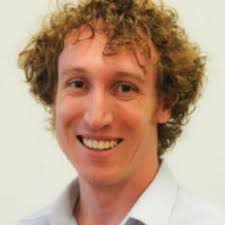 Chris Brown (@CStatsAU)