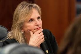 Powerful lobbyist Tony Podesta steps down amid Mueller's Russia probe