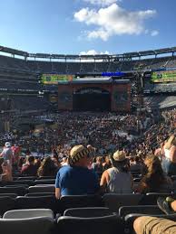 metlife stadium section 123 row 36 seat 6 kenny chesney