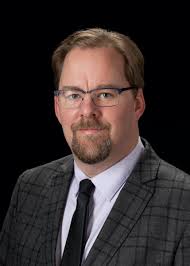 Ross Hadley's Instagram, Twitter & Facebook