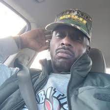 Kahim Black (@beejezus) • Instagram photos and videos