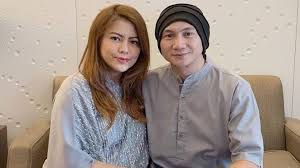 Wishnutama pernah menikah dengan wina natalia, wina widodo, dan kini menikahi gista putri. Gpx0y6cbseodfm