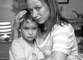 LARGE CROWD REMEMBERS