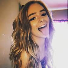 See more ideas about laverne, zoe, rare pictures. Zoe Laverne Fanpage Fotos Facebook