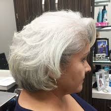 We made sure to include haircuts and medium length styles so that everyone has more than enough. 40 Cute Youthful Short Hairstyles For Women Over 50