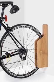Popsugar Gardengarageideasdiyprojects Popsugar In 2020 Fahrradkeller Fahrradhanger Fahrrad Aufbewahrung