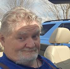 I had to go thru a half dozen SD cards to find one that would work for  video. Finally found an old 8 GB that works.