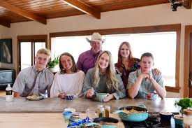 In november 2020, ree revealed her family grew by one when her foster son, jamar, joined their brood almost two years ago. Ree Drummond The Pioneer Woman On Twitter Scenes From This Saturday S Episode Of My Foodnetwork Show Shot Entirely By My Pookie Heads Every Now And Then I Check A Camera Angle