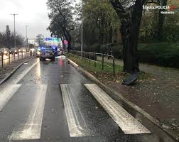 W wypadku ucierpiały dwie osoby. Katowice Wypadek Informacje Z Polski I Swiata Info112 Pl