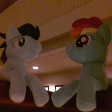Check spelling or type a new query. Rainbow Dashole On Twitter Some Very Cute Soarin And Rainbow Dash Mlp Rainbowdash Soarin Soarindash