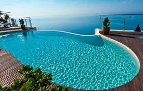 Filtration Et Circulation De L Eau Dans Une Piscine A Debordement