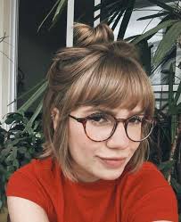 Bobbed hairstyles with fringe bob hairstyles for thick cool hairstyles hairstyle ideas halloween hairstyles hairstyle short fringe bob haircut the trendy bob with bangs will seal the deal. Best Bangs With Glasses Hairstyles For Women 2020 2hairstyle