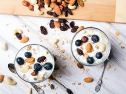 Yogurt untuk bayi sesuai diberikan ketika usia si manja 6 bulan ke atas. Cara Sederhana Membuat Yogurt Di Rumah