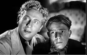 TOUTE SA FILMOGRAPHIE ! :: Charles Trenet :: Le site complet qui dit TOUT  sur l'homme et sa vie, ses chansons, ses films, ses disques, ses livres