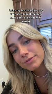 Lizzy Simmons (@lizzysimmons04)