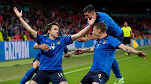 The action rounds off at 20:45 cest on monday, 9th august with 1. Fussball Em 2021 Italien Rettet Sich Gegen Osterreich Ins Viertelfinale Der Spiegel