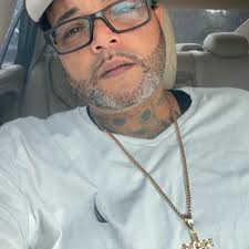 🚨WARRANT WEDNESDAY🚨 The Hillsborough County Sheriff's Office is seeking  the public's help locating Kaitlin Leilani Kaaa, 24. The suspect is wanted 