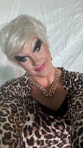 ✨🌈Artist Spotlight🌈✨: TRACY & MARTINA 💅 !!! @itstracyhun  @yourgirlmartina 👯‍♀️ It wouldn't be a party