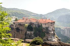 Jahrhundert, welches man auch heute noch betreten kann. Die Grune Insel Korfu Teil Iii Ausflug Auf S Festland Die Meteora Kloster Tui Com Reiseblog
