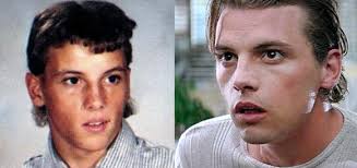 On the right 26 year old Skeet Ulrich playing teen Billy Loomis. On the  left, Skeet Ulrich as an actual teen : r/Scream