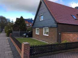 Wir haben für ihre suche keine treffer gefunden legen sie einen suchauftrag an und erhalten sie neue angebote per email. 3 Zimmer Wohnung Zu Vermieten Staakensweg 38 23769 Burg Fehmarn Mapio Net