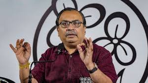 Trinamool Congress leader Kunal Ghosh dismissed rumours of quitting the  party, reaffirming his loyalty to Mamata Banerjee after receiving her  Bijoya Dashami letter. #TMC #KunalGhosh Read more:  https://www.indiatoday.in/india/story/kunal-ghosh-wont-quit ...